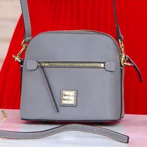 NWT Dooney & Bourke Saffiano LEATHER Domed Crossbody Smoke GRAY GORGEOUS!